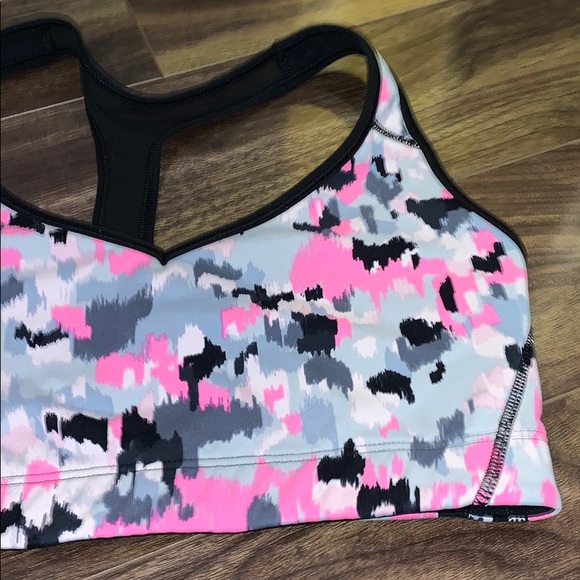 Victorias secret sport bra - Picture 3 of 4